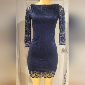 Blue Lace GB Dress sz small